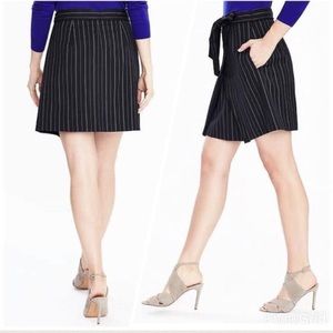 Banana Republic | Skirts | Sz 14 | Navy Pinstripes